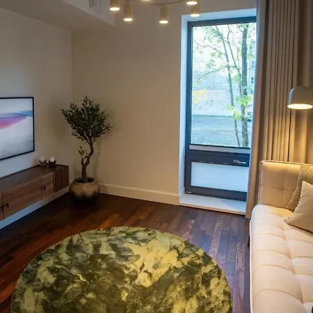 아파트 Tatari 16 City Centre New